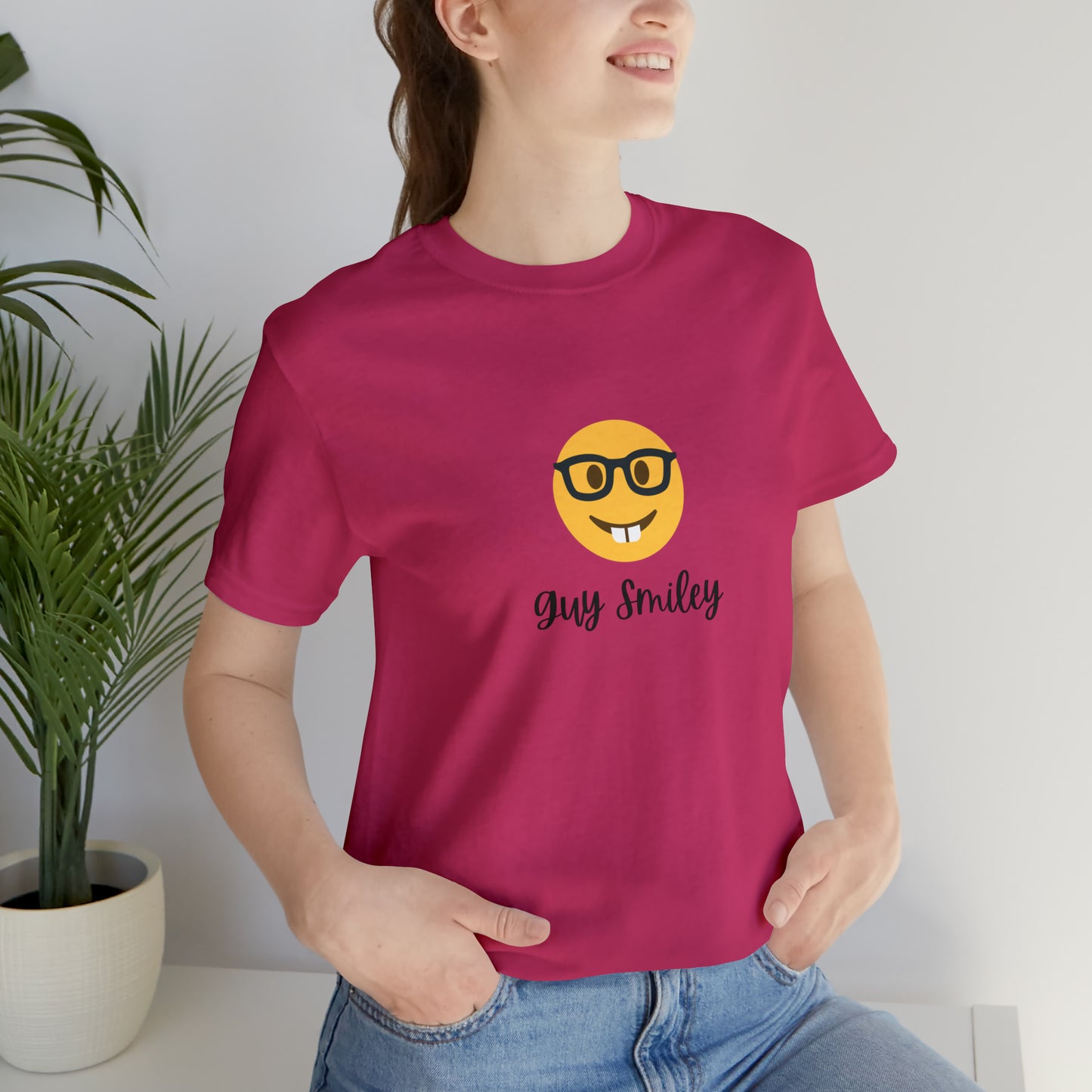 Unisex Jersey Short Sleeve Guy Smiley T-Shirt