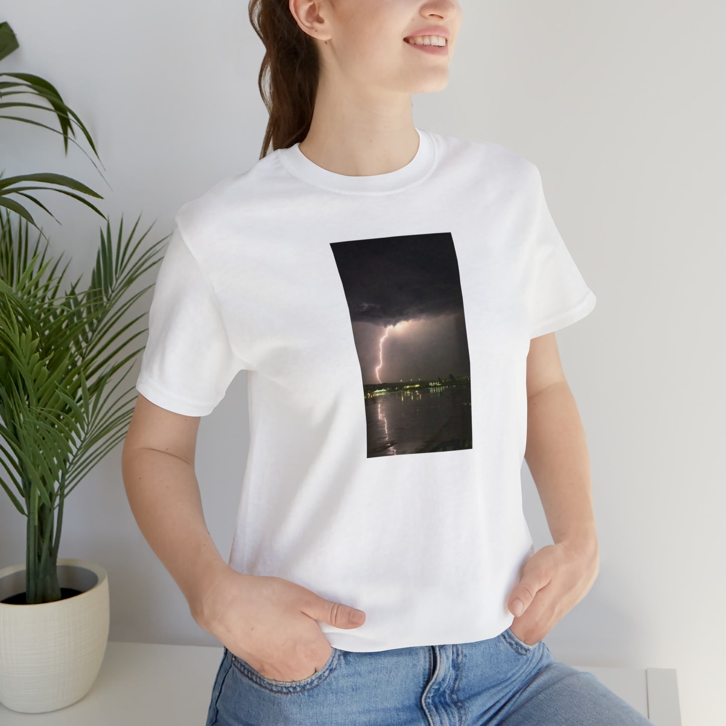 Unisex Lightning Bolt T-Shirt Rough Photo Print Caught Outisde