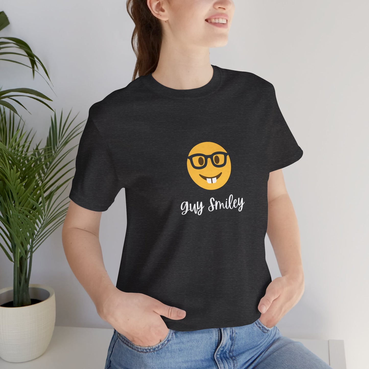 Unisex Jersey Short Sleeve Guy Smiley T-Shirt