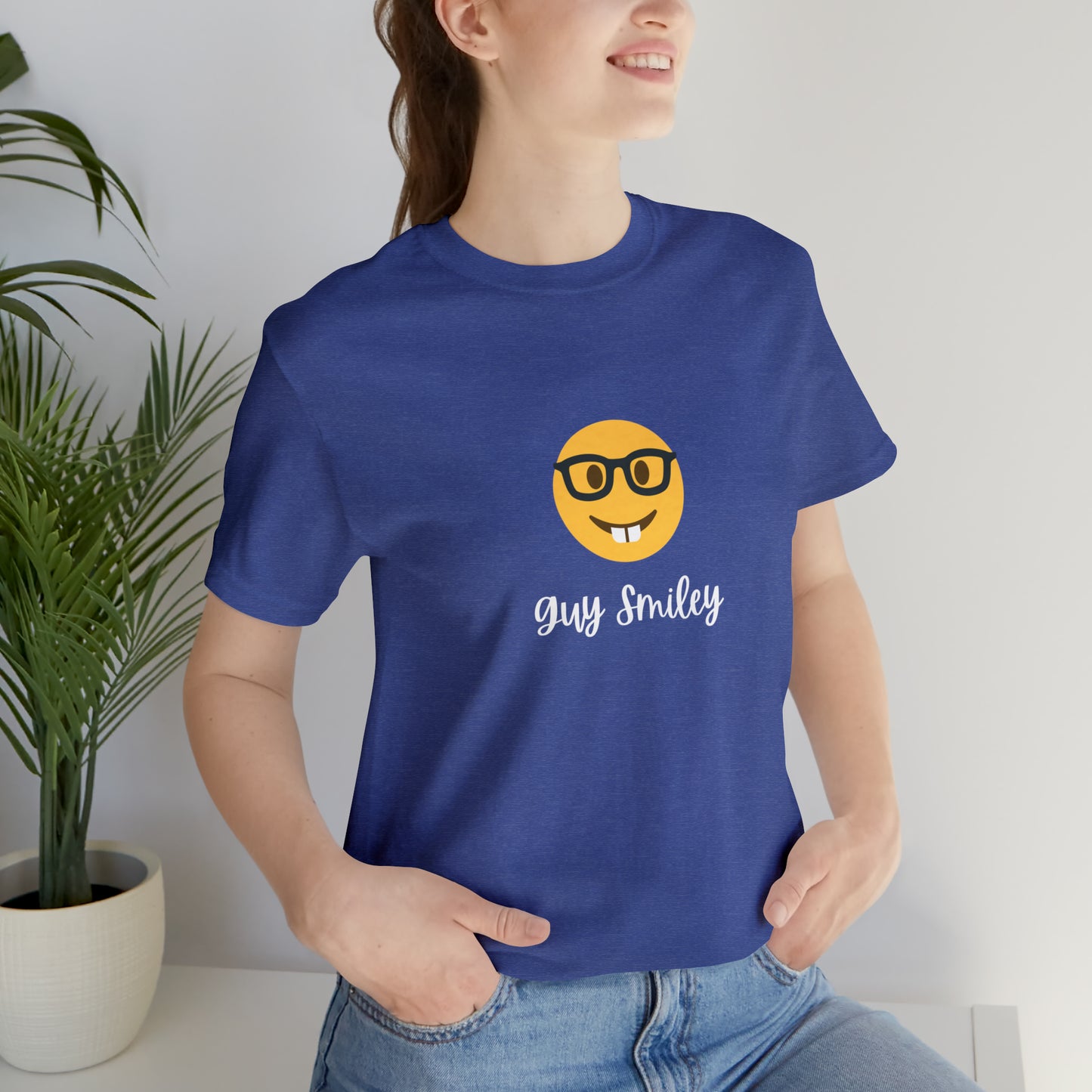 Unisex Jersey Short Sleeve Guy Smiley T-Shirt