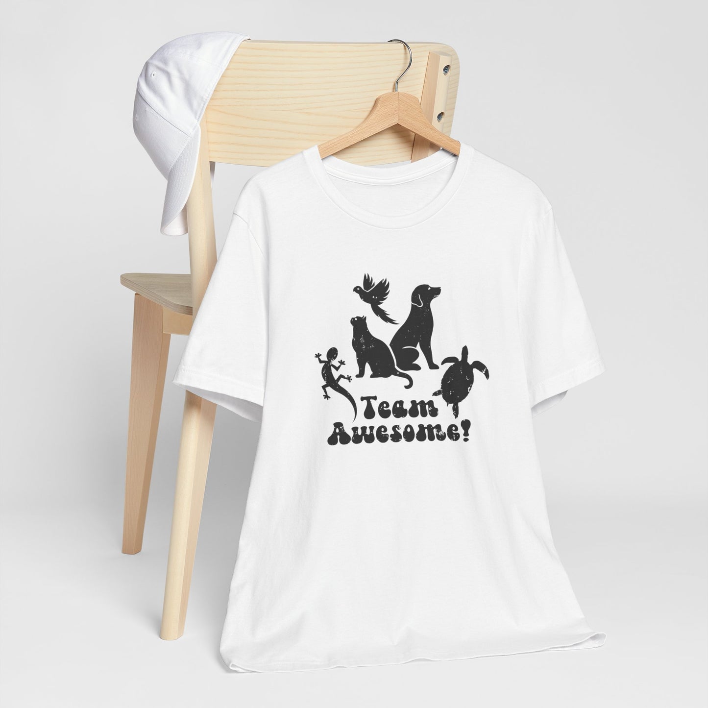 Unisex Animal Lover Lizard Cat Bird Dog Turtle Team Awesome T-Shirt